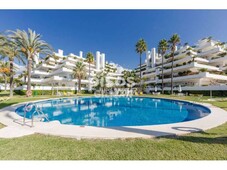 Dúplex en venta en Milla de Oro - Marbella Club en Nagüeles Alto por 900.000 €