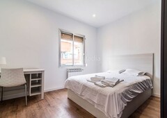 Piso con 4 habitaciones amueblado con calefacción en Madrid