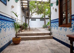 Piso vivienda de dos plantas con patio en Ocata Masnou (El)