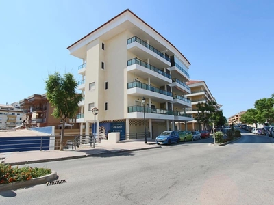 Apartamento en venta en San Luis de Sabinillas, Manilva, Málaga