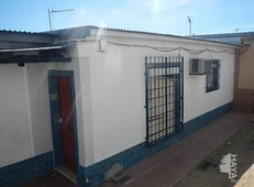 Venta Casa unifamiliar Badajoz. A reformar 73 m²