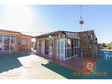 Venta Casa unifamiliar Badajoz. Buen estado con terraza 220 m²