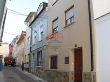 Venta Casa adosada Castropol. A reformar con terraza 195 m²