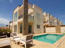 Venta Casa unifamiliar Torrevieja. 238 m²