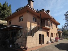 Venta Casa unifamiliar Villaviciosa. Con terraza 353 m²