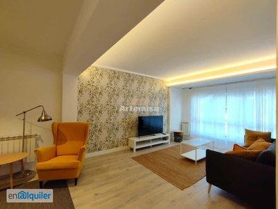 Alquiler de piso amueblado de 3 dormitorios en el Centro de Ferrol