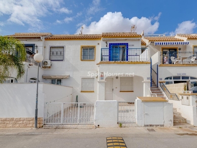 Apartamento en venta en Jardín del Mar, Torrevieja