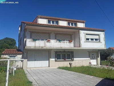 CASA CON TERRENO A LAS AFUERAS DE NOIA