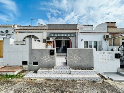 Casa en venta en San Luis, Torrevieja, Alicante