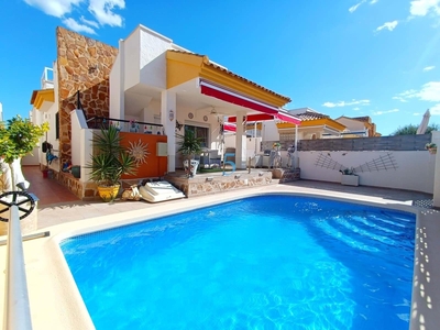 Chalet en venta en El Raso, Guardamar del Segura, Alicante