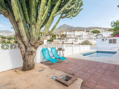 Chalet en venta en Parque de la Paloma, Benalmádena