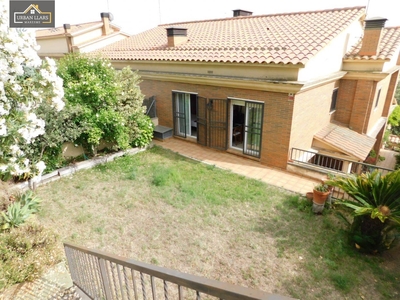 Chalet en venta en Sant Vicenç de Montalt, Barcelona