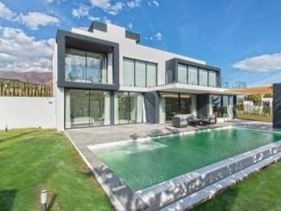 Chalet en venta en Valle Romano Golf, Estepona