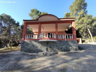 EXCELENTE CHALET EN LA URBANIZACIÓN EL RESPIRALL!!
Excelente chalet en una