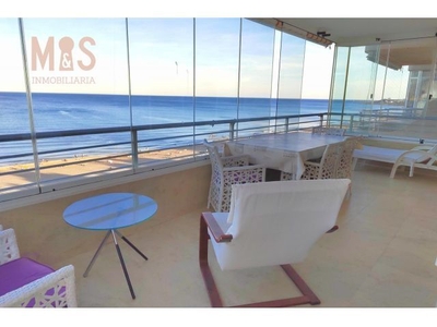 Magnífico apartamento con terraza y vistas en la playa de San Juan