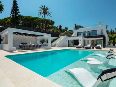 Venta de casa con piscina en Nueva Andalucía-Centro (Marbella (Municipio))