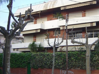 Apartamento en venta en Carrer Enric Morera, 27, Can Girona - Terramar - Vinyet