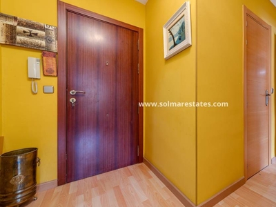 Apartamento en venta en Punta Prima, Torrevieja, Alicante