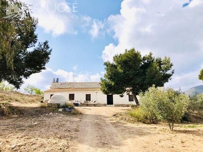 Casa con terreno en Puerto Lumbreras