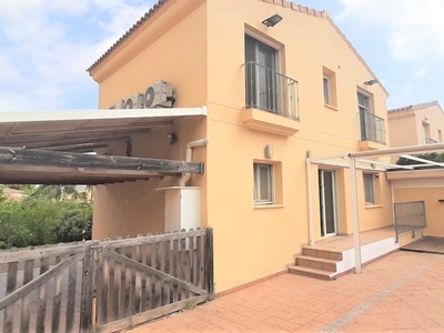 Casa en venta en Dénia, Alicante