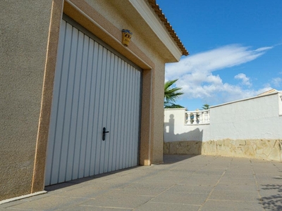 Chalet en venta en Doña Pepa, Rojales, Alicante