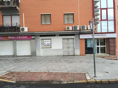 Local en venta en Huelva de 240 m²