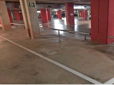 Parking en Avenida JOSEP TARRADELLAS, Viladecans