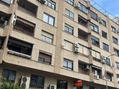 Piso en venta en Avenida de Eduardo García Maroto, Peñamefecit - Avda Barcelona