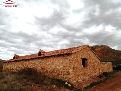 Venta de casa con terraza en Villaspesa (Teruel), Villaspesa