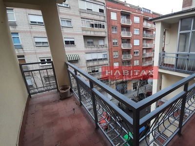 Venta de piso con terraza en barrio pinilla (Zamora)