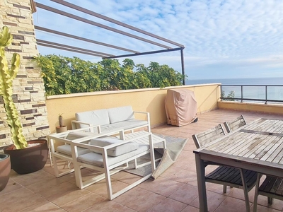 Alquiler de casa con piscina y terraza en Los Arenales del Sol (Elche (Elx)), Arenales del Sol