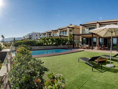 Alquiler de casa con piscina y terraza en Los Arenales del Sol (Elche (Elx)), Zona paseo maritimo