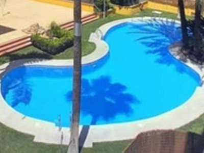 Alquiler de piso en Arroyo del Moro - Noreña de 3 habitaciones con terraza y piscina