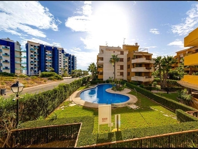 Apartamento en venta en Punta Prima, Torrevieja, Alicante