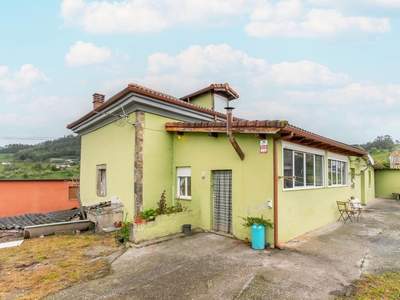 Casa en venta, Folgueras, Asturias