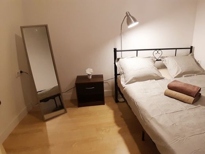 Habitaciones en C/ Sant Blai, Tortosa por 180€ al mes