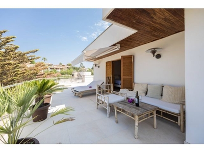 Mallorca, Palma, La Bonanova, piso dúplex reformado con 3 dormitorios y piscina en venta