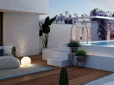 Piso en venta en Palmeral - Urbanova - Tabarca de 4 habitaciones con terraza y piscina