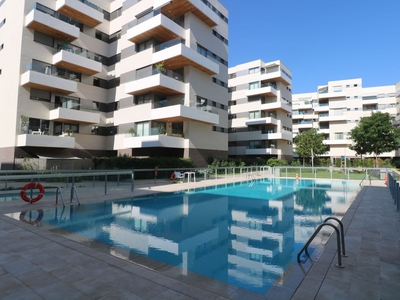 Venta de piso con piscina en Las Margaritas, Universidad (Getafe)