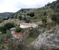 Casa con terreno en Alcaucín