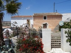 Casa con terreno en Huércal-Overa