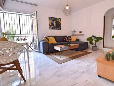 Alquiler de piso en El Ejido - La Merced - La Victoria de 1 habitación con garaje y muebles
