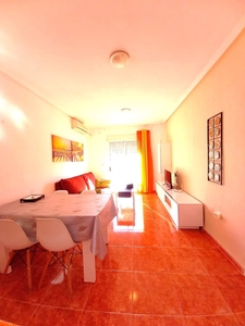 Apartamento en venta en Antonio Machado, Torrevieja, Alicante