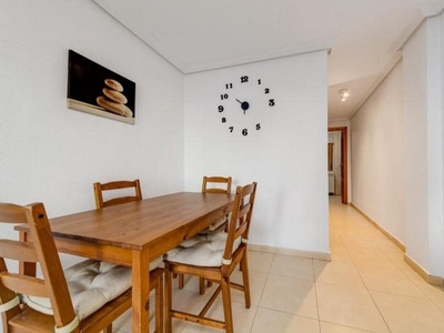 Apartamento en venta en Centro, Torrevieja, Alicante