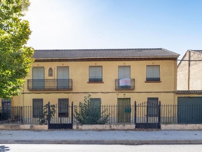 Casa con terreno en Fuente Vaqueros