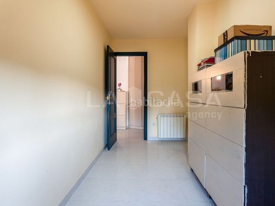 Piso con 2 habitaciones en Roca del Vallès (La)