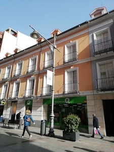 Venta de piso en Centro - Palencia de 2 habitaciones con garaje y ascensor