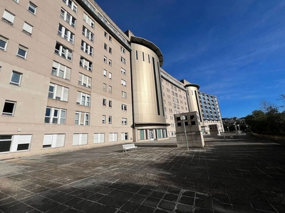 Alquiler de piso en calle Lugaritz Pasealekua de 2 habitaciones con garaje y muebles