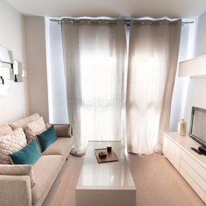 Alquiler apartamento de un dormitorio muy bonito, con mucho cariño decorado! en Madrid