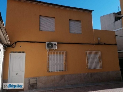 Alquiler casa aire acondicionado y terraza Murcia